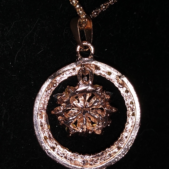 Red and White Crystal Pointsetta Pendant Necklace - Picture 3 of 4